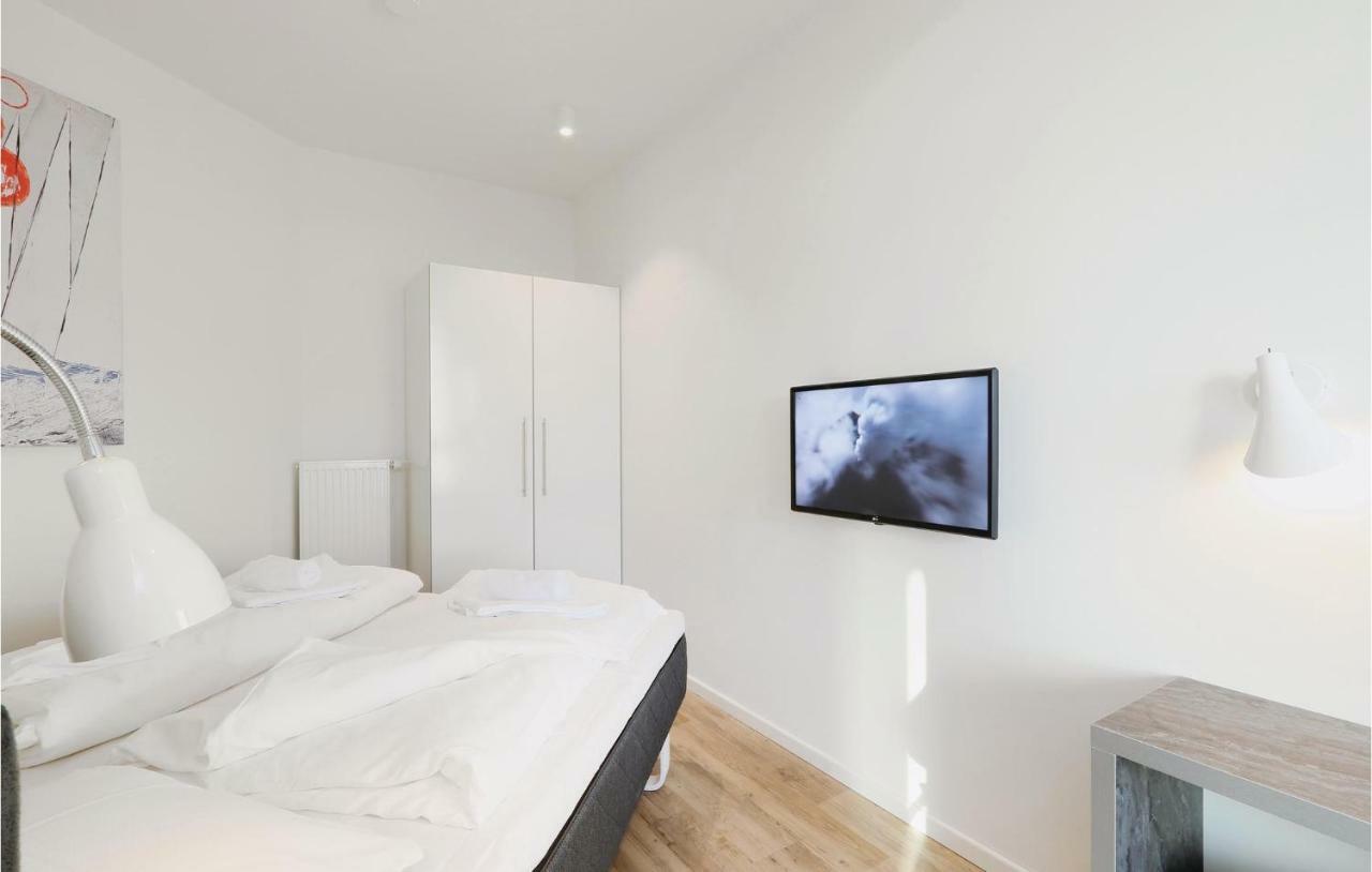 Cozy Apartment In Luebeck Travemuende With Sauna Екстериор снимка
